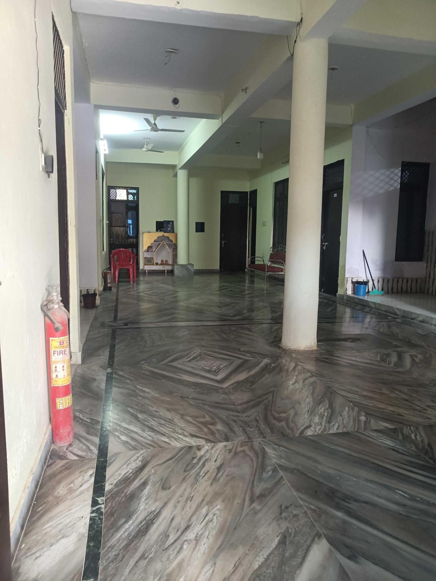 Hotel O Gracious Inn Lucknow Bagian luar foto